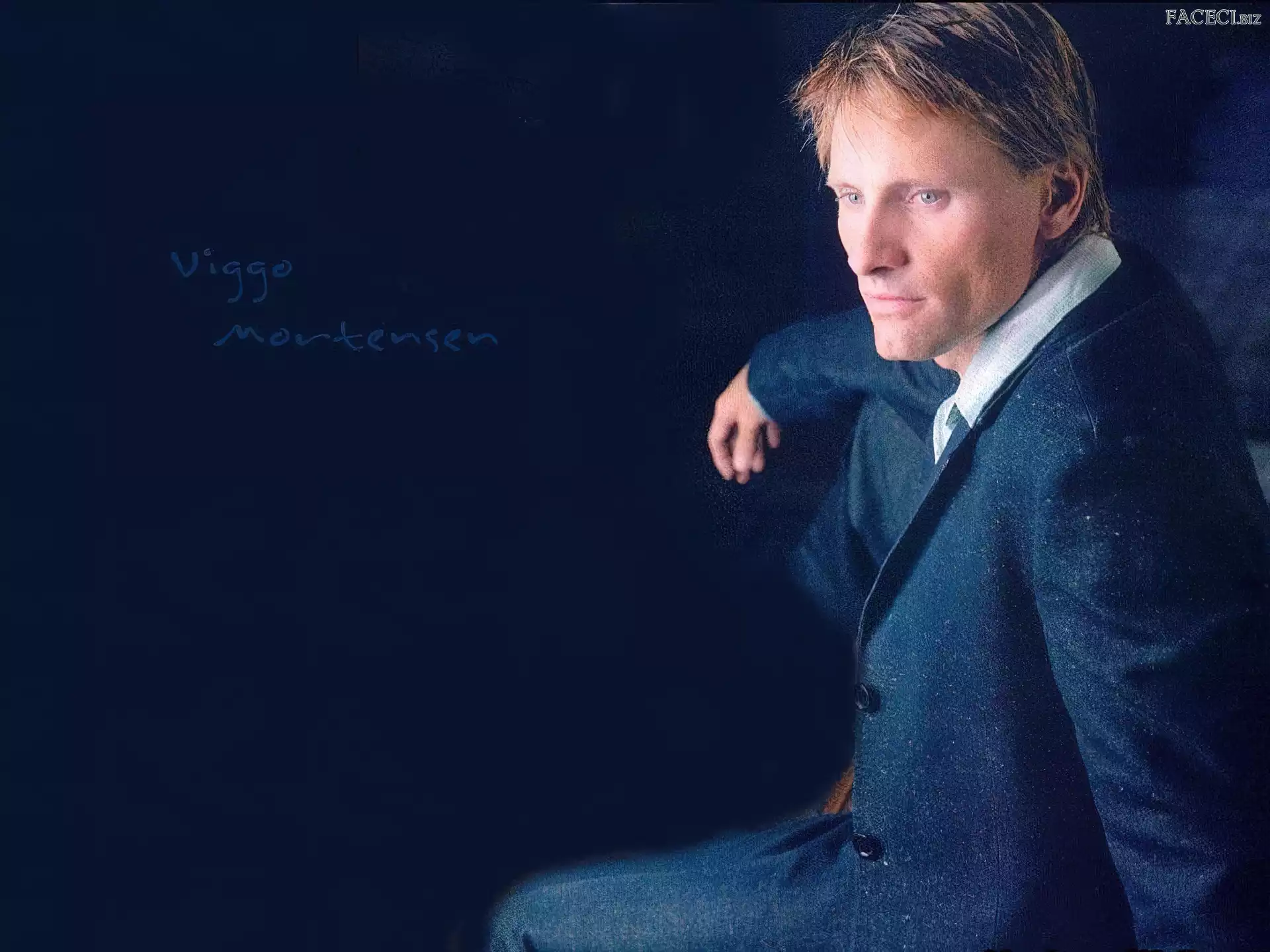 Viggo Mortensen, jasne włosy